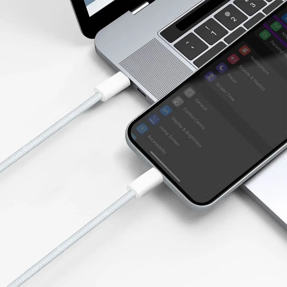 Câble Data USB-C vers USB-C Apple 60W (1m) Blanc - Vue 4