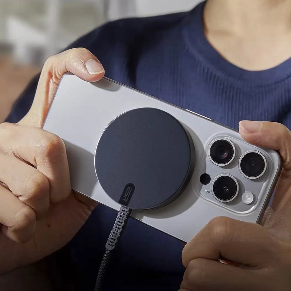 Chargeur MagSafe 15W ESR Noir - Vue 2