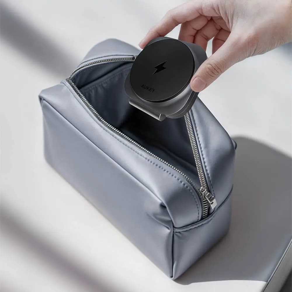 Station de charge sans Fil AUKEY Pliable 2 en 1 LC-MC211 MagFusion L Qi2 - Vue 4