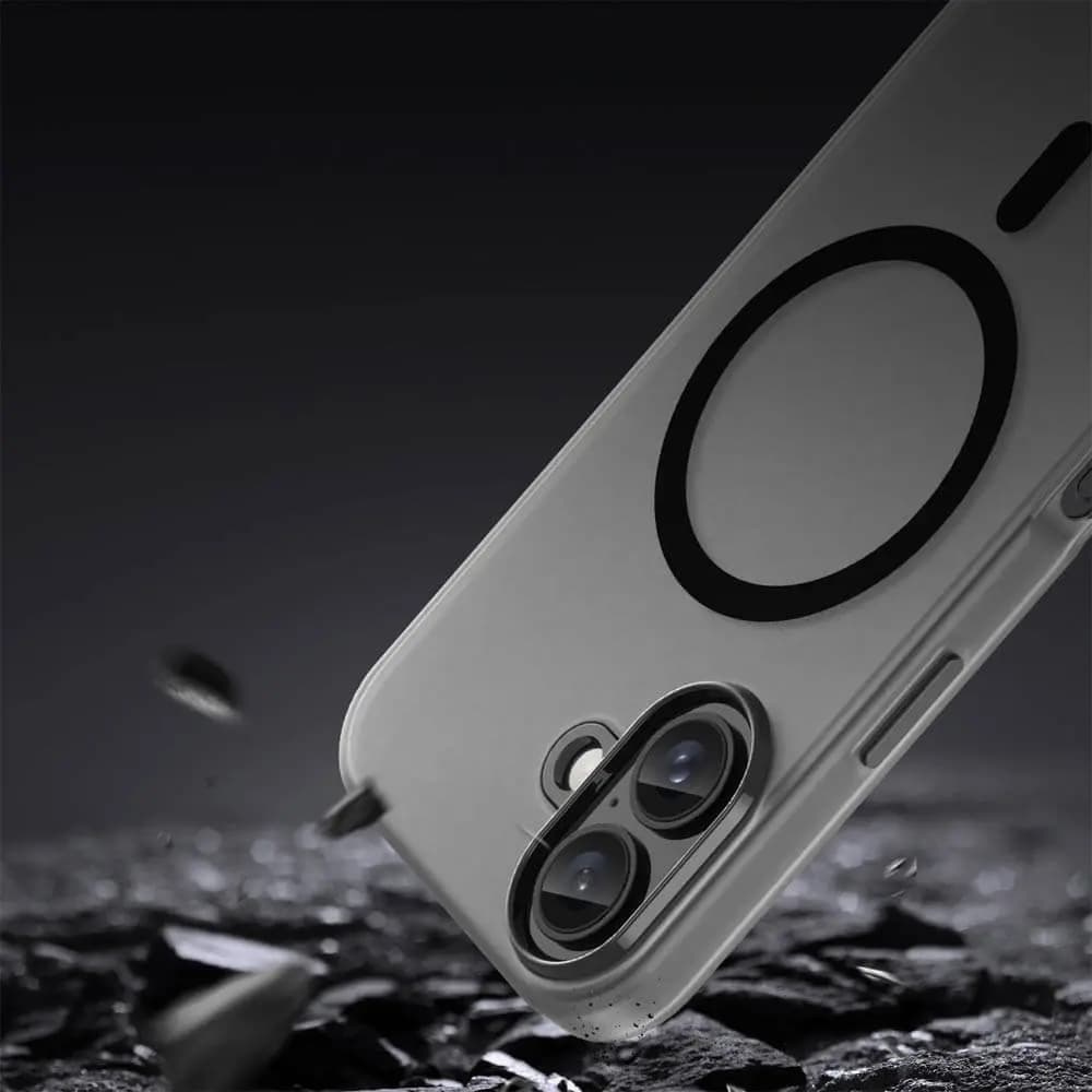 Coque MagSafe bi-matière – iPhone 16 Plus – PROTECT MF-006 Noir - Vue 4