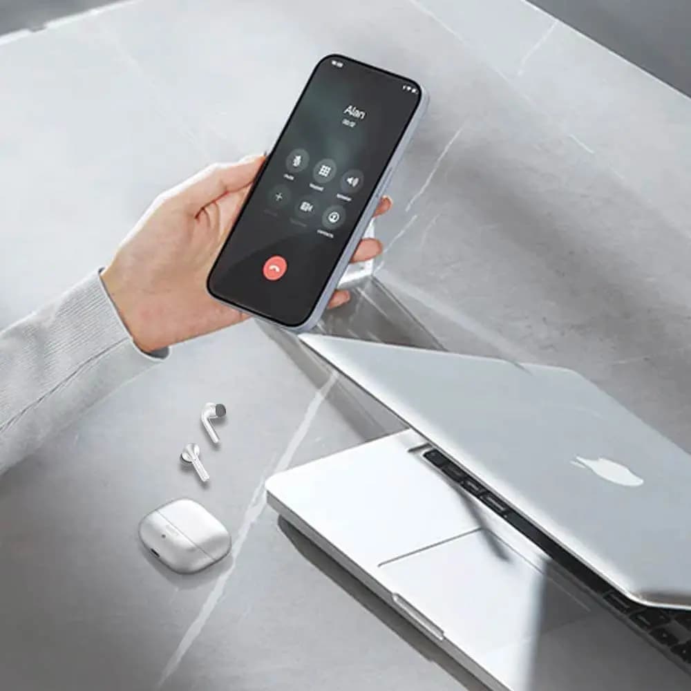 Écouteurs sans fil Aukey ANC hybride avec réduction de bruit active - Argent Métallique - Vue 5