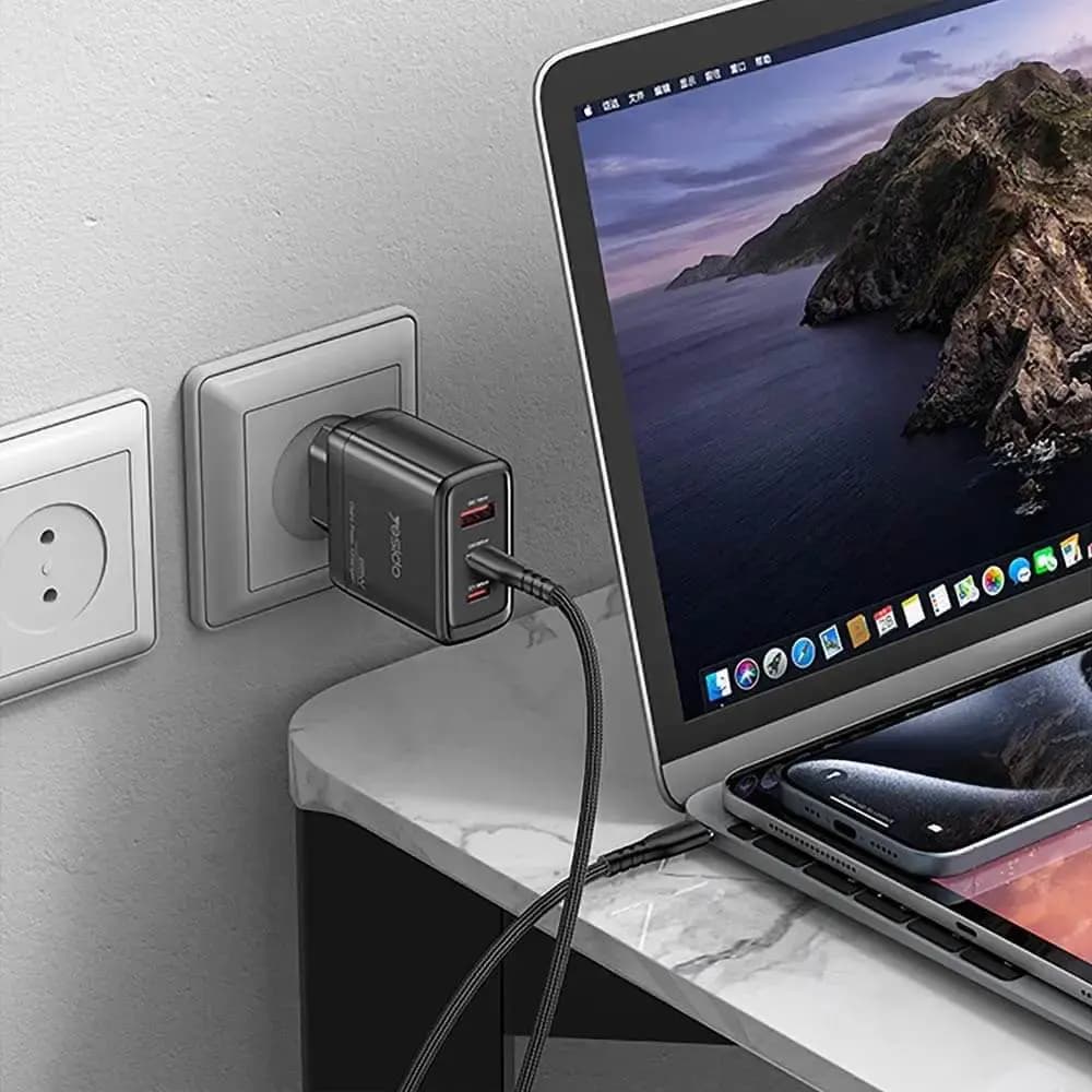 Chargeur secteur GaN 65W (2 USB-C + USB-A) – Yesido Noir - Vue 5