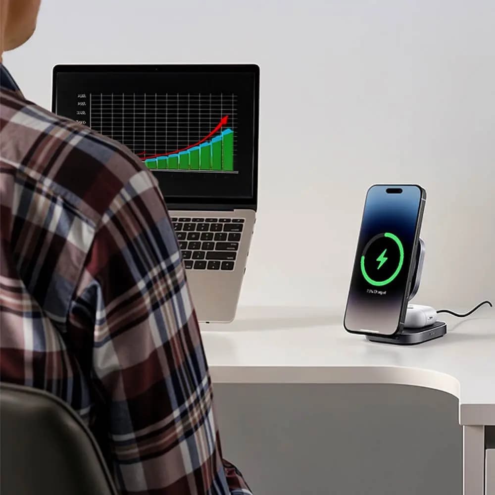 Station de charge sans Fil AUKEY Pliable 2 en 1 LC-MC211 MagFusion L Qi2 - Vue 3