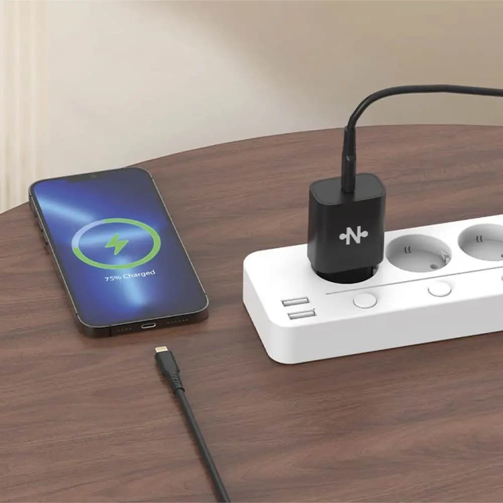 Chargeur Secteur USB-C CONNECT 20W Noir